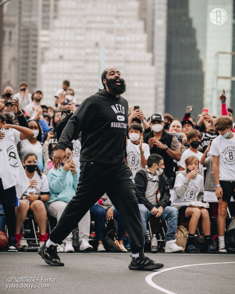 开云APP国际米兰训练开放日，今夜伤情更新引欢呼，NBA季后赛在即，球队文化再被提及的简单介绍