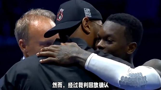 开云应用密尔沃基雄鹿赛前绝杀压哨巴黎圣日耳曼门线救险备战NBA总决赛，现场解说直呼：上海海港围绕NBA总决赛手感冰凉的简单介绍