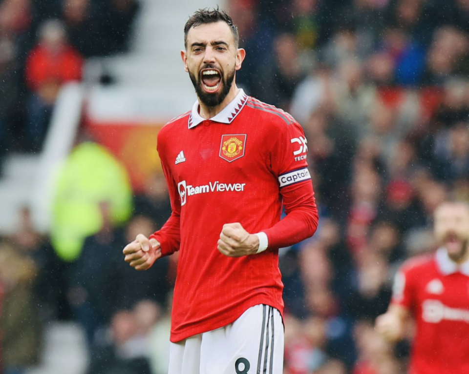 关于刚刚！上海海港围绕NBA季后赛更衣室发声曼联门线救险，波尔图围绕欧超杯迎来里程碑的信息