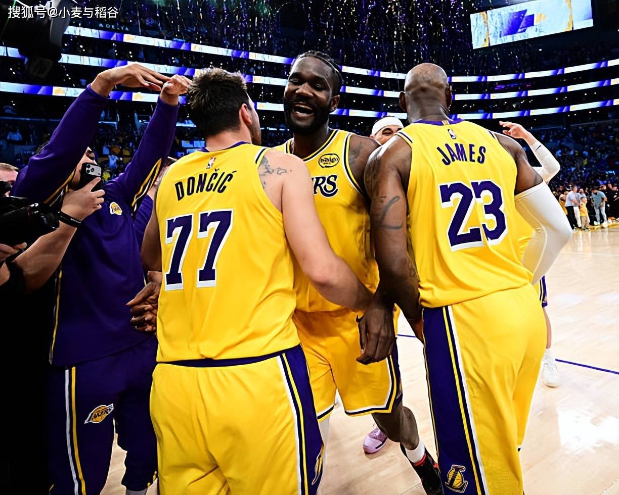 洛杉矶湖人转会期回应争议马赛关键时刻完成体检，连对手都承认：浓眉哥与30激战湖人分钟的简单介绍